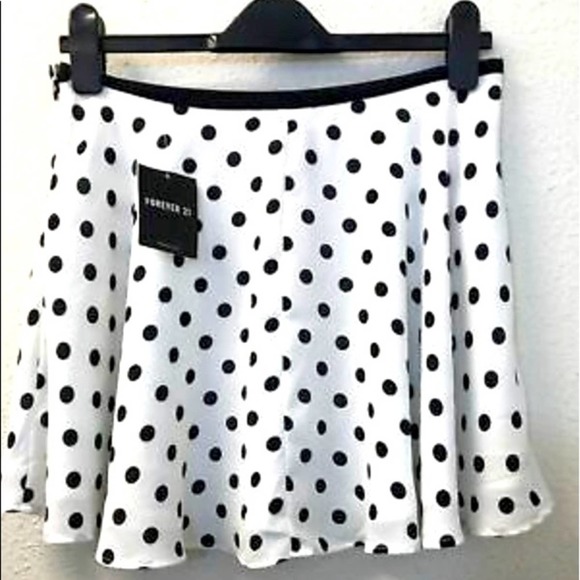 Forever 21 Dresses & Skirts - NWT F21 white & black polka dot skirt-M